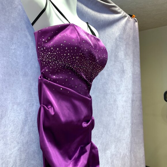 Fitted Satin Mermaid Gown with Embellished Bust, Slit Skirt, and Tie Bustle - Picture 4 of 13